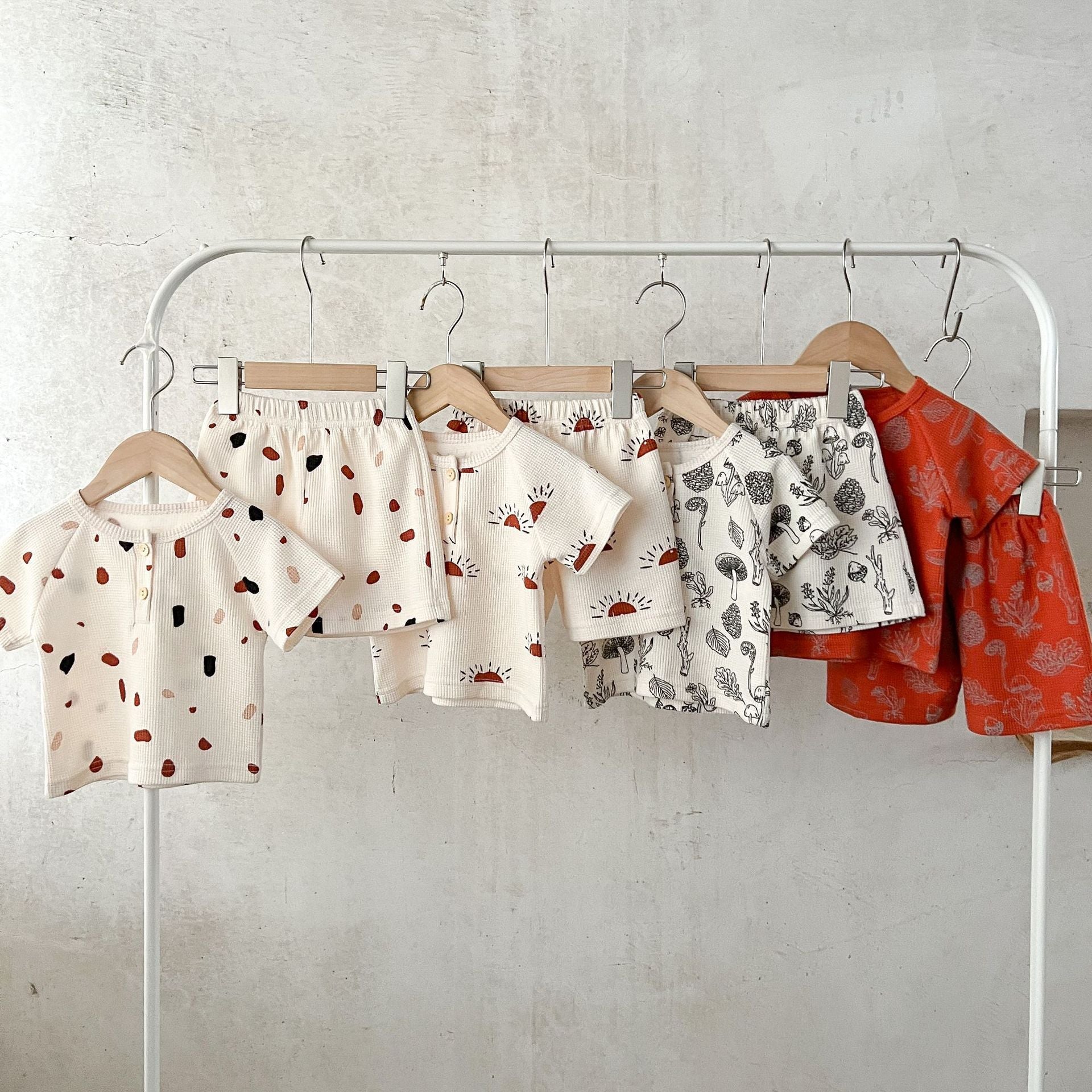 Baby Print Pattern Fabric Shorts Sets