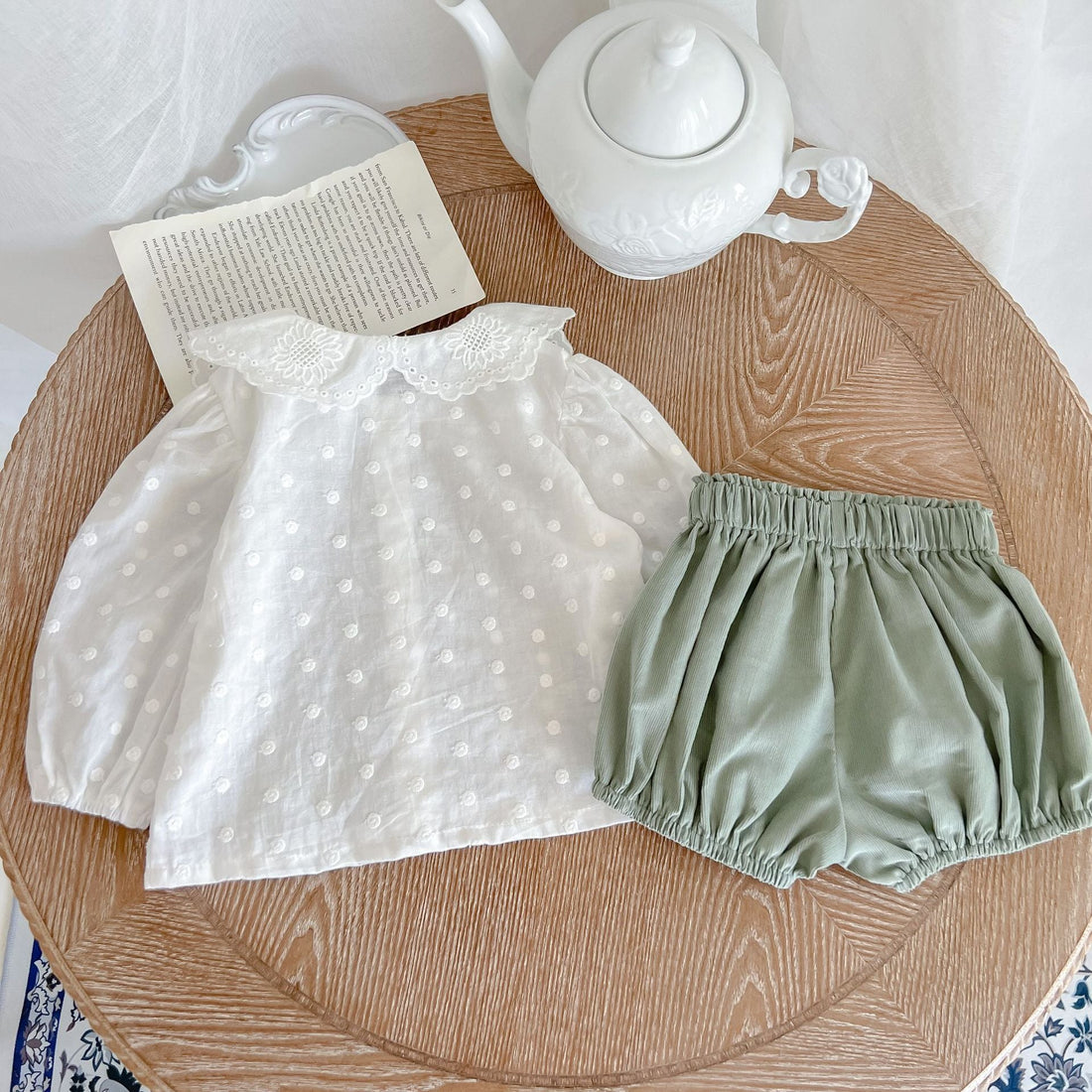 Baby Girl Solid Color Shorts Sets