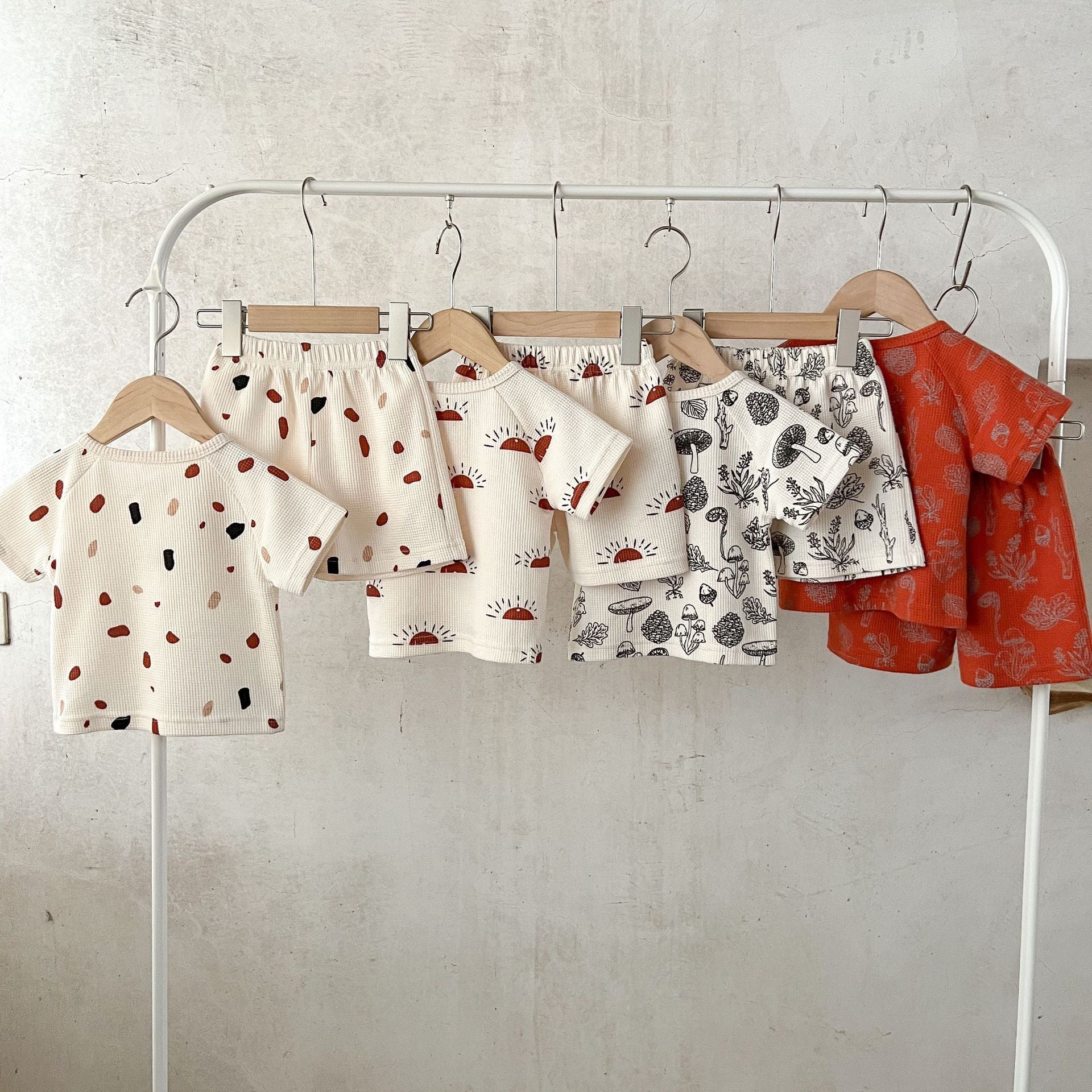 Baby Print Pattern Fabric Shorts Sets