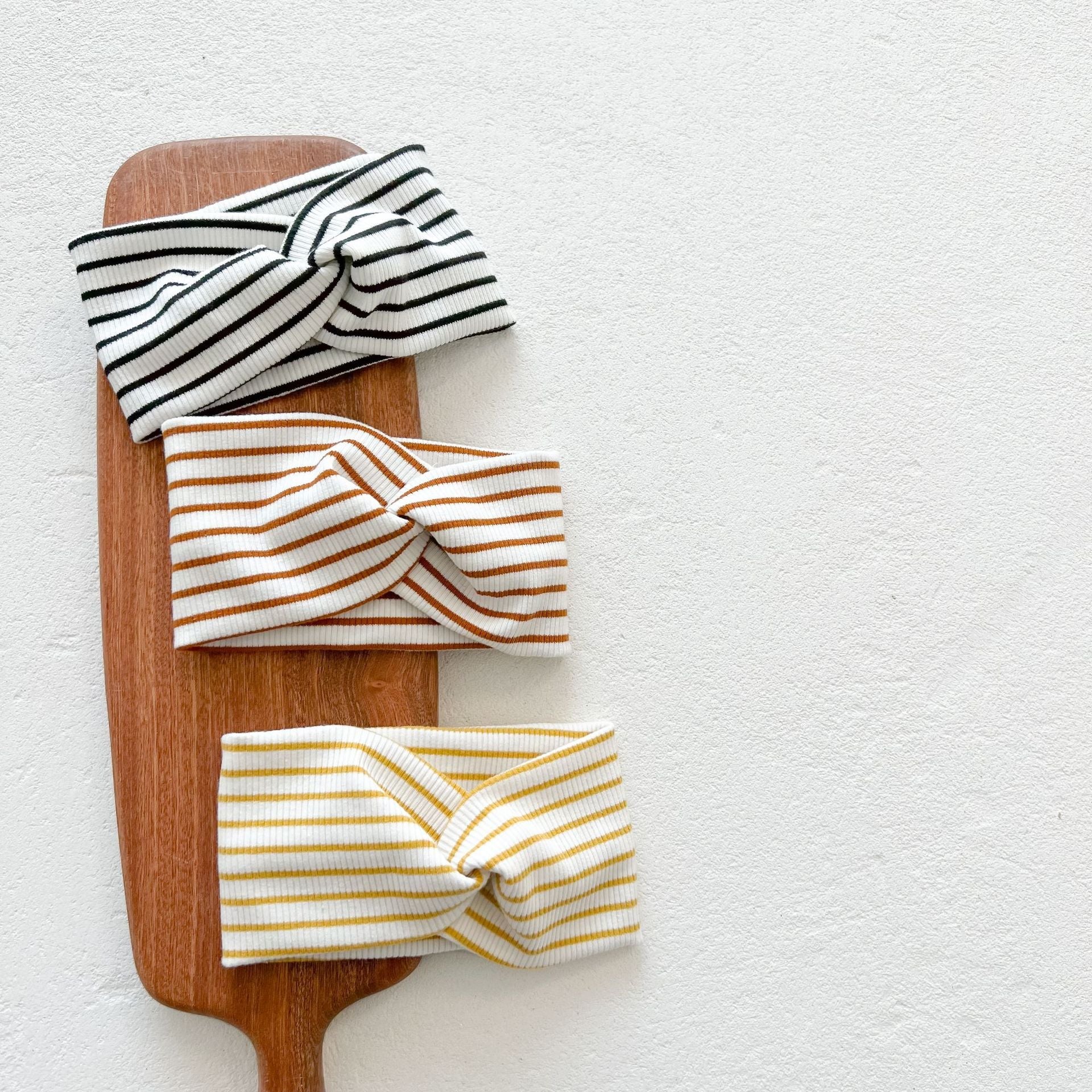 Baby Girls Round Collar Short-Sleeved Onesies